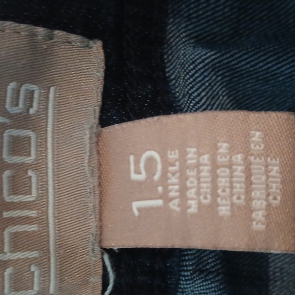 Chico's Dark Blue Ankle Jeans 1.5 US SIZE 10 OR MEDIUM - Picture 2 of 11